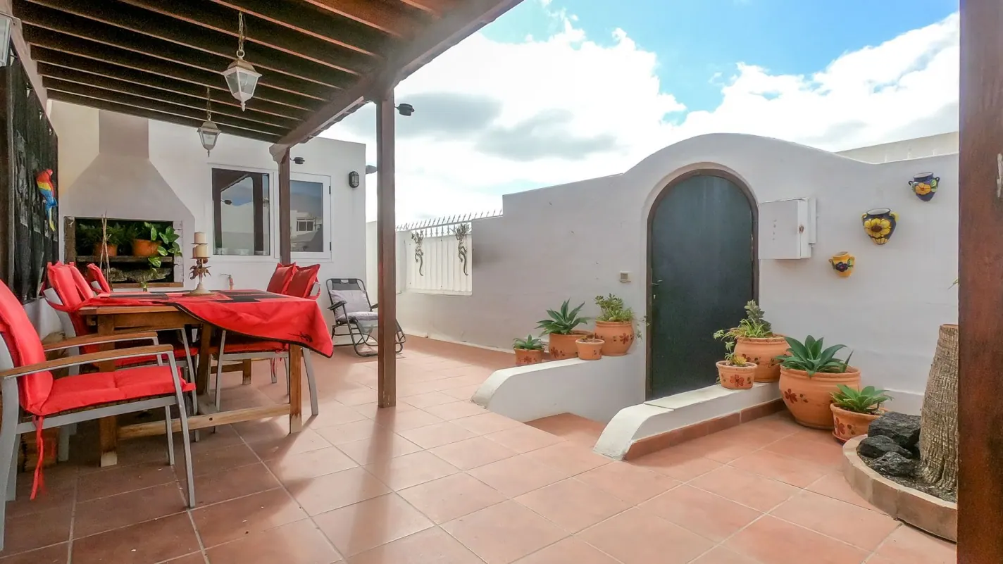 3 Bedroom House / Villa 2
