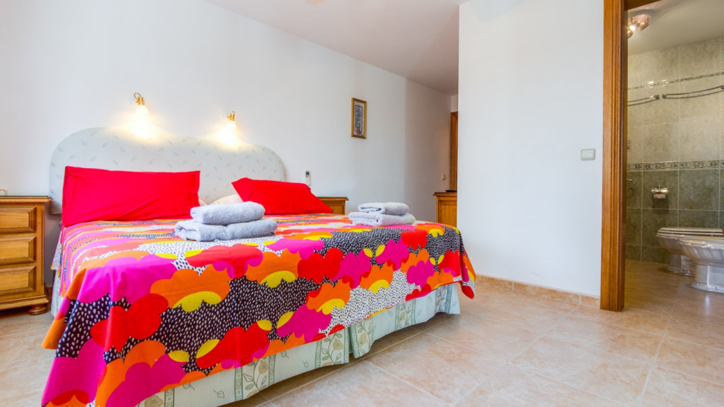 - Puerto Calero - Roper Properties