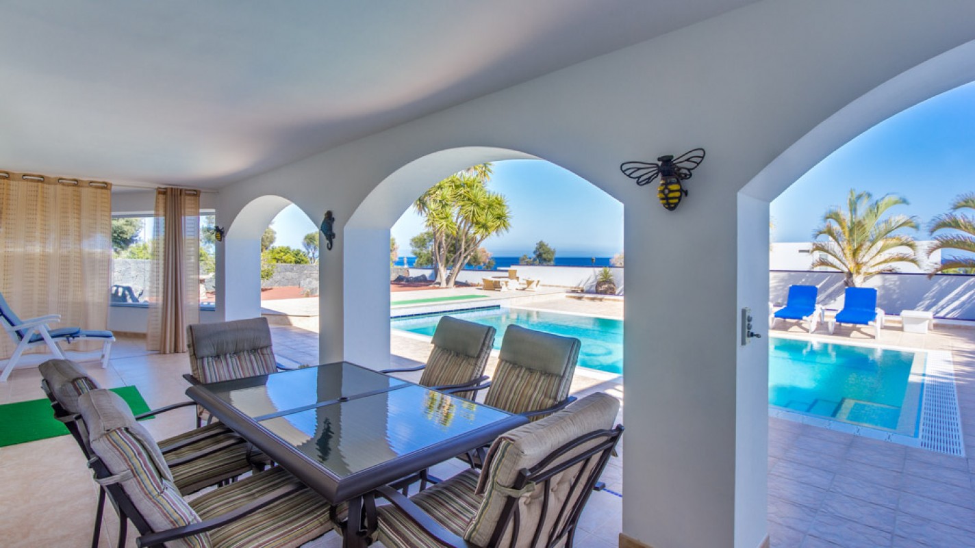 - Puerto Calero - Roper Properties
