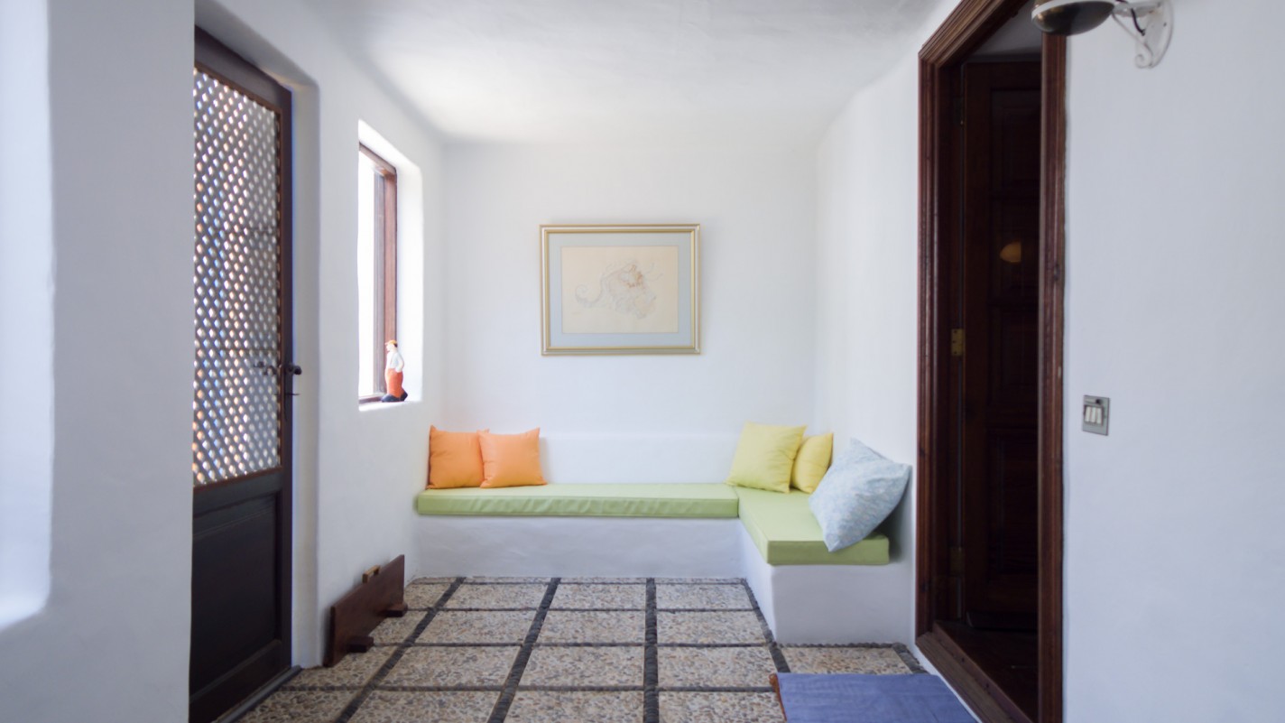 - Tías - Roper Properties