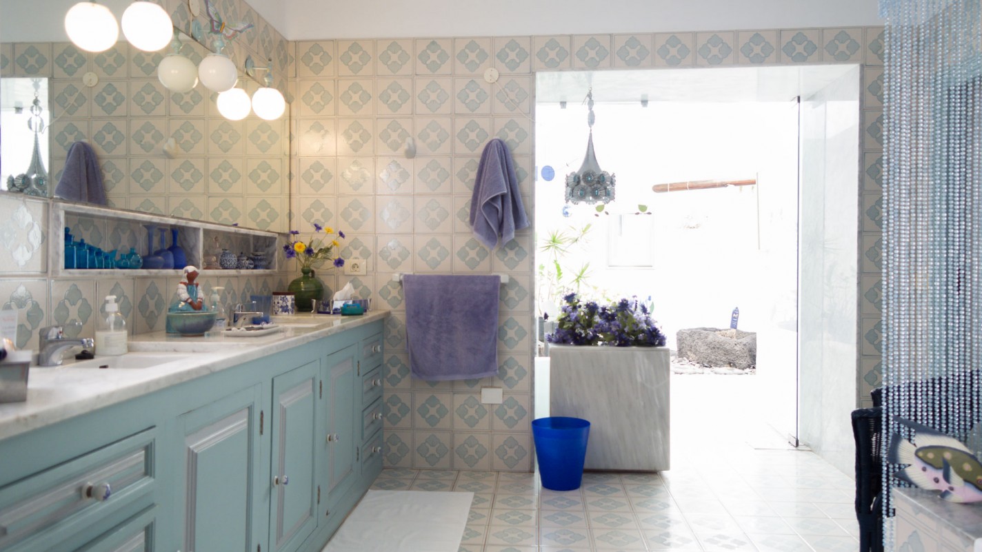 - Tías - Roper Properties