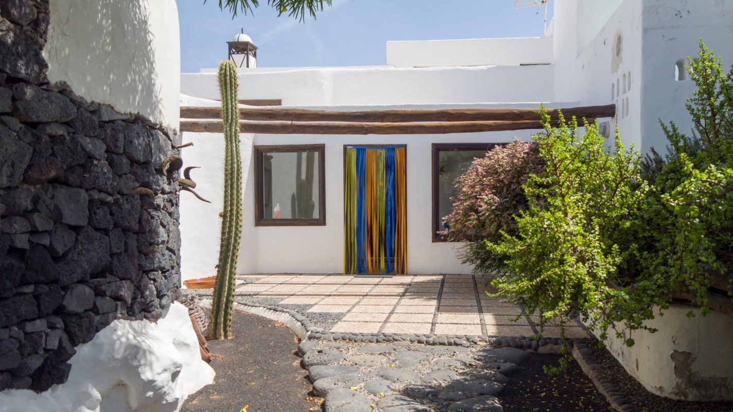 - Tías - Roper Properties