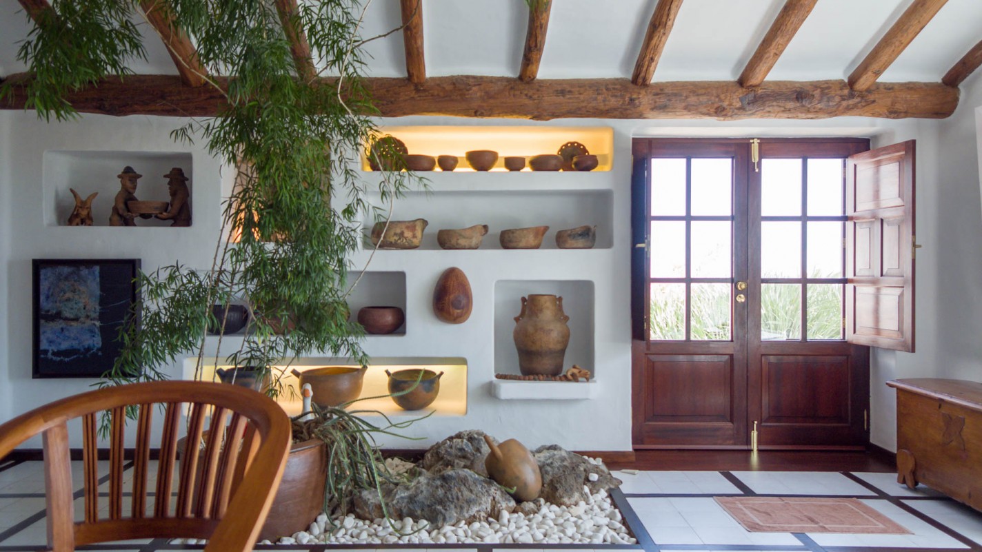 - Tías - Roper Properties