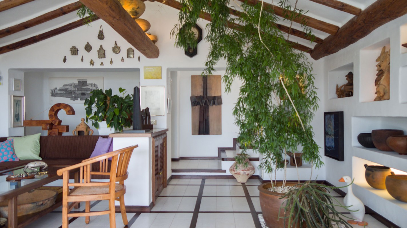 - Tías - Roper Properties