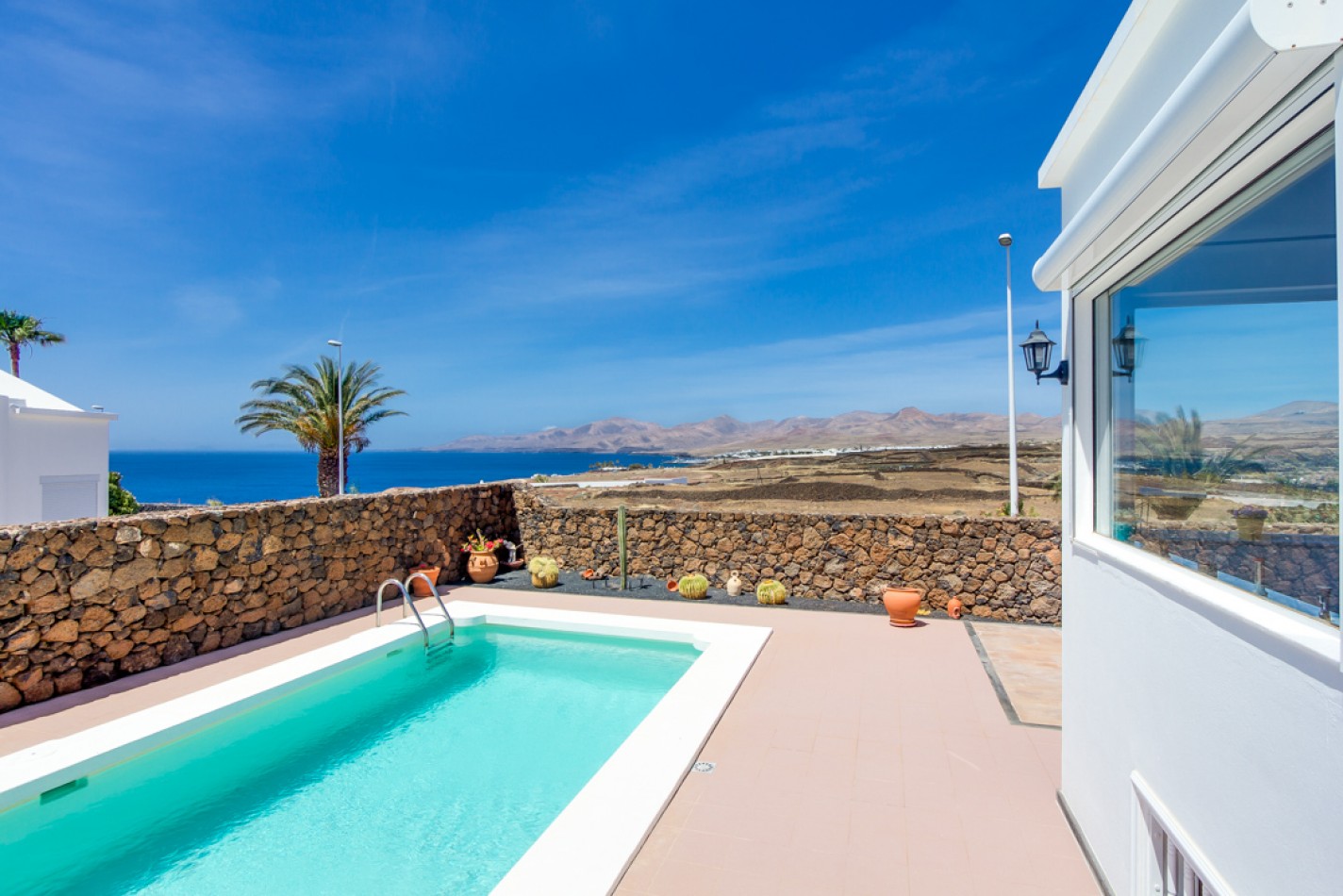 - Puerto Del Carmen - Roper Properties