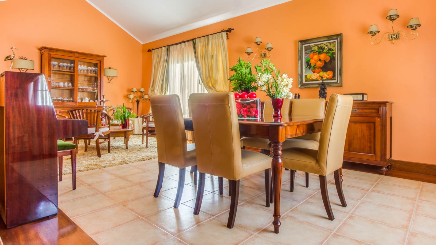 - El Cable - Roper Properties