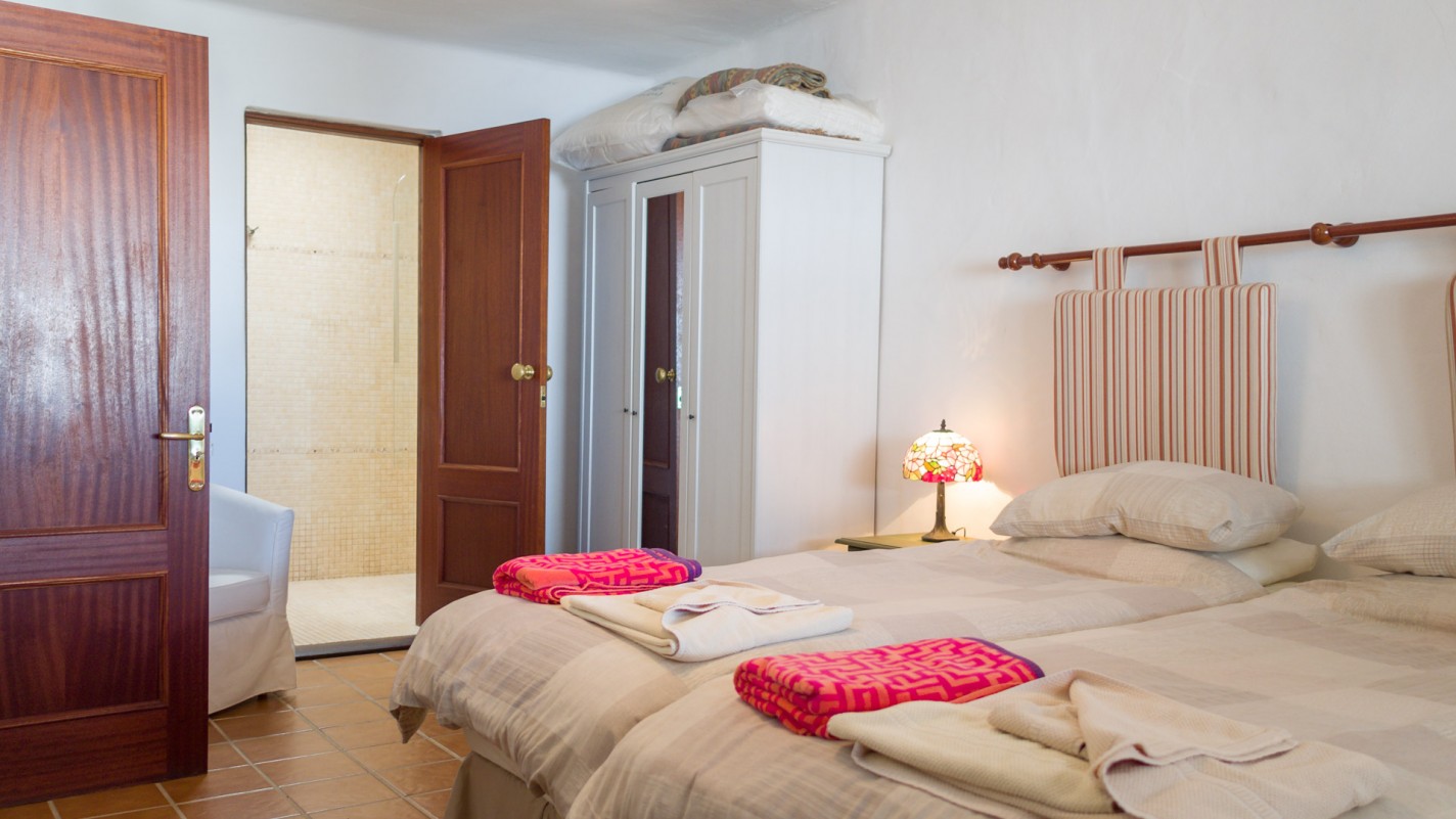 - Macher - Roper Properties