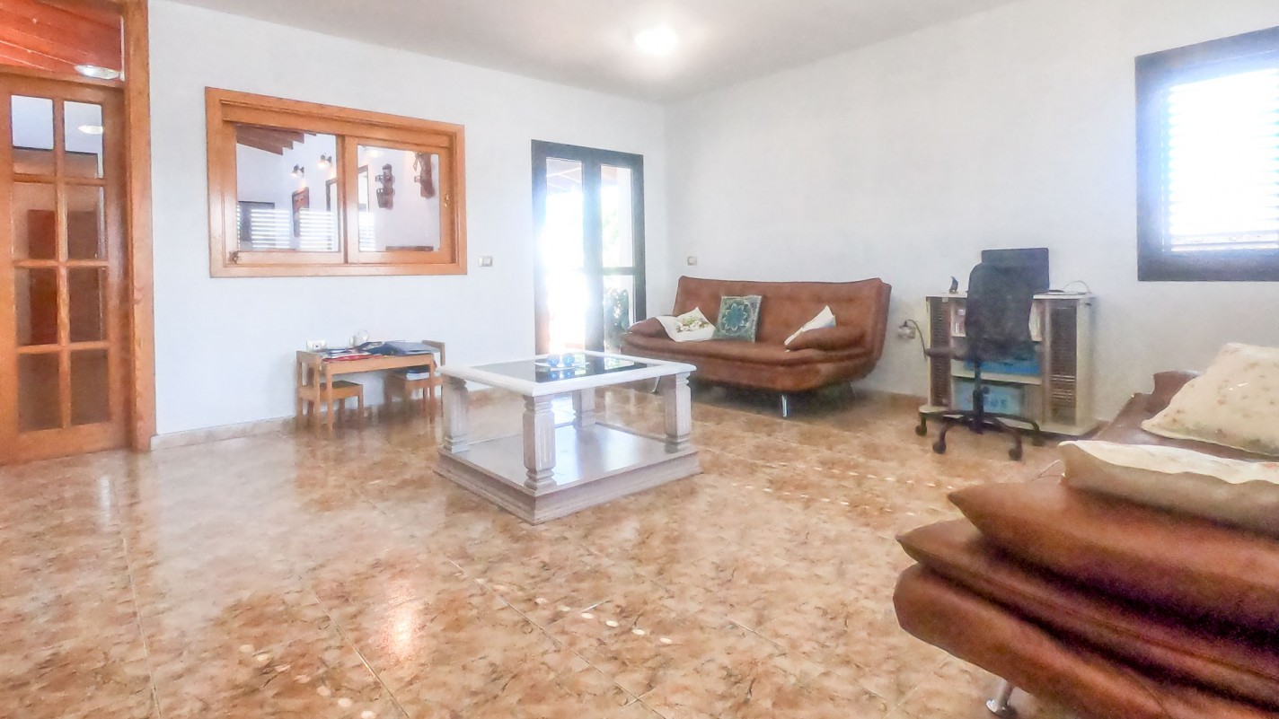 - Tahiche - Roper Properties