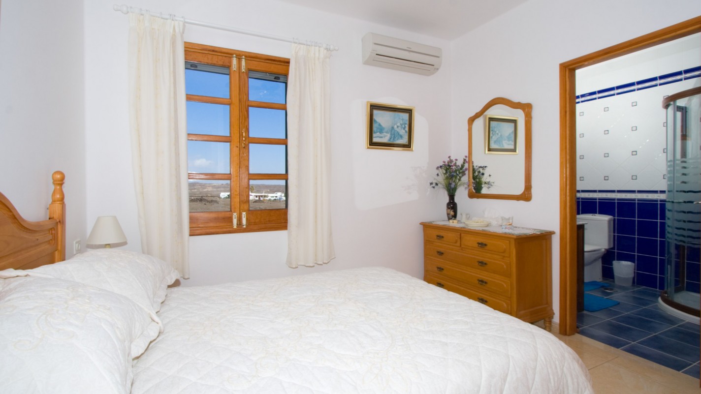 - Puerto Del Carmen - Roper Properties