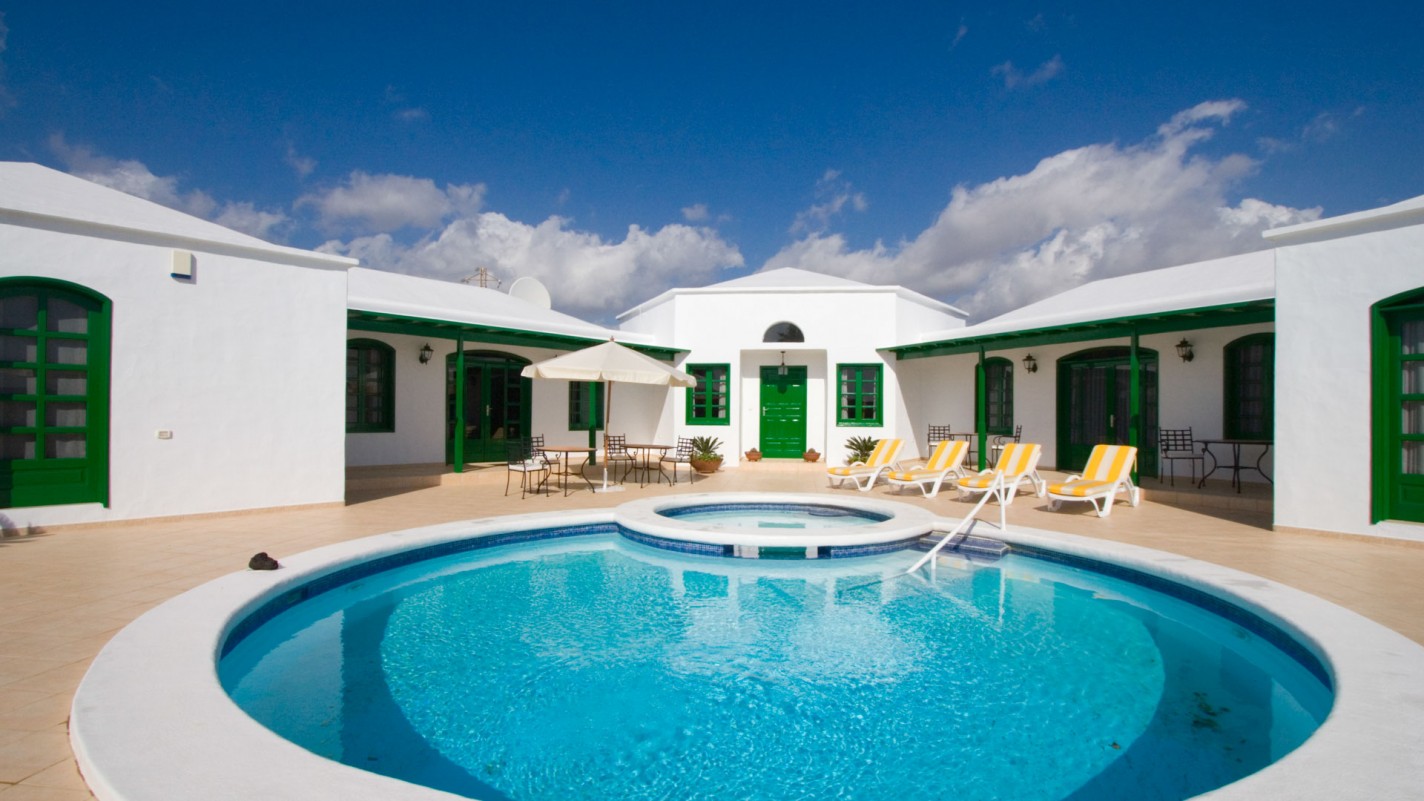 - Puerto Del Carmen - Roper Properties