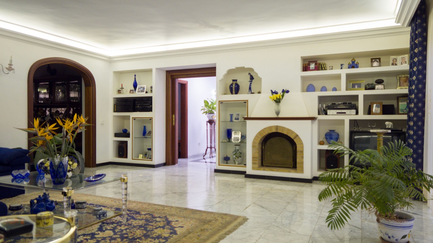 - Tías - Roper Properties