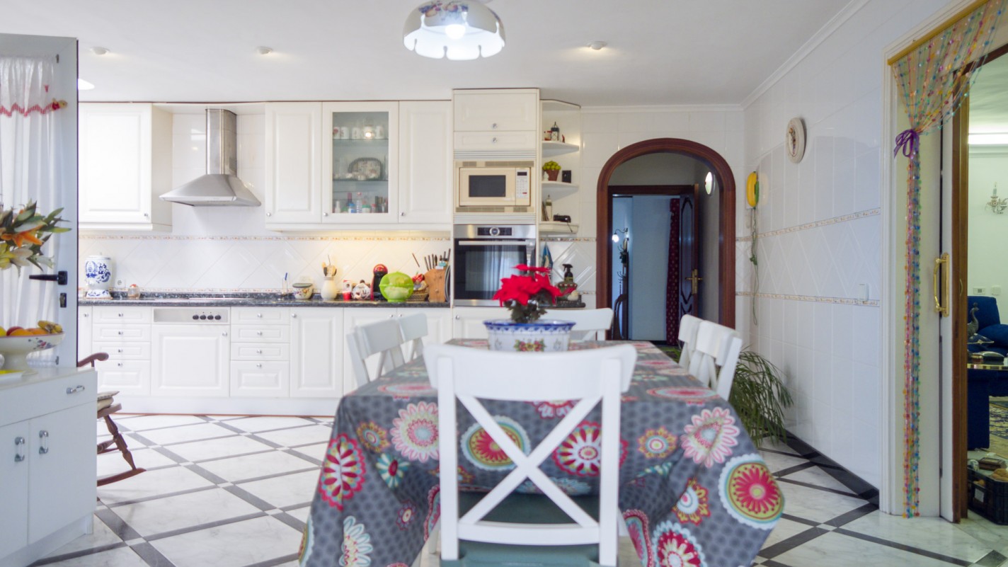 - Tías - Roper Properties