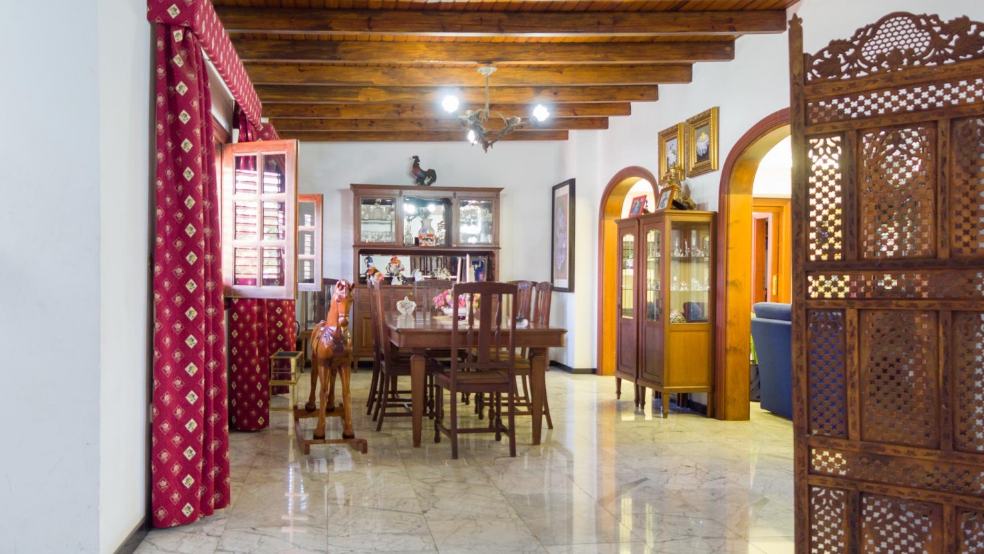 - Tías - Roper Properties