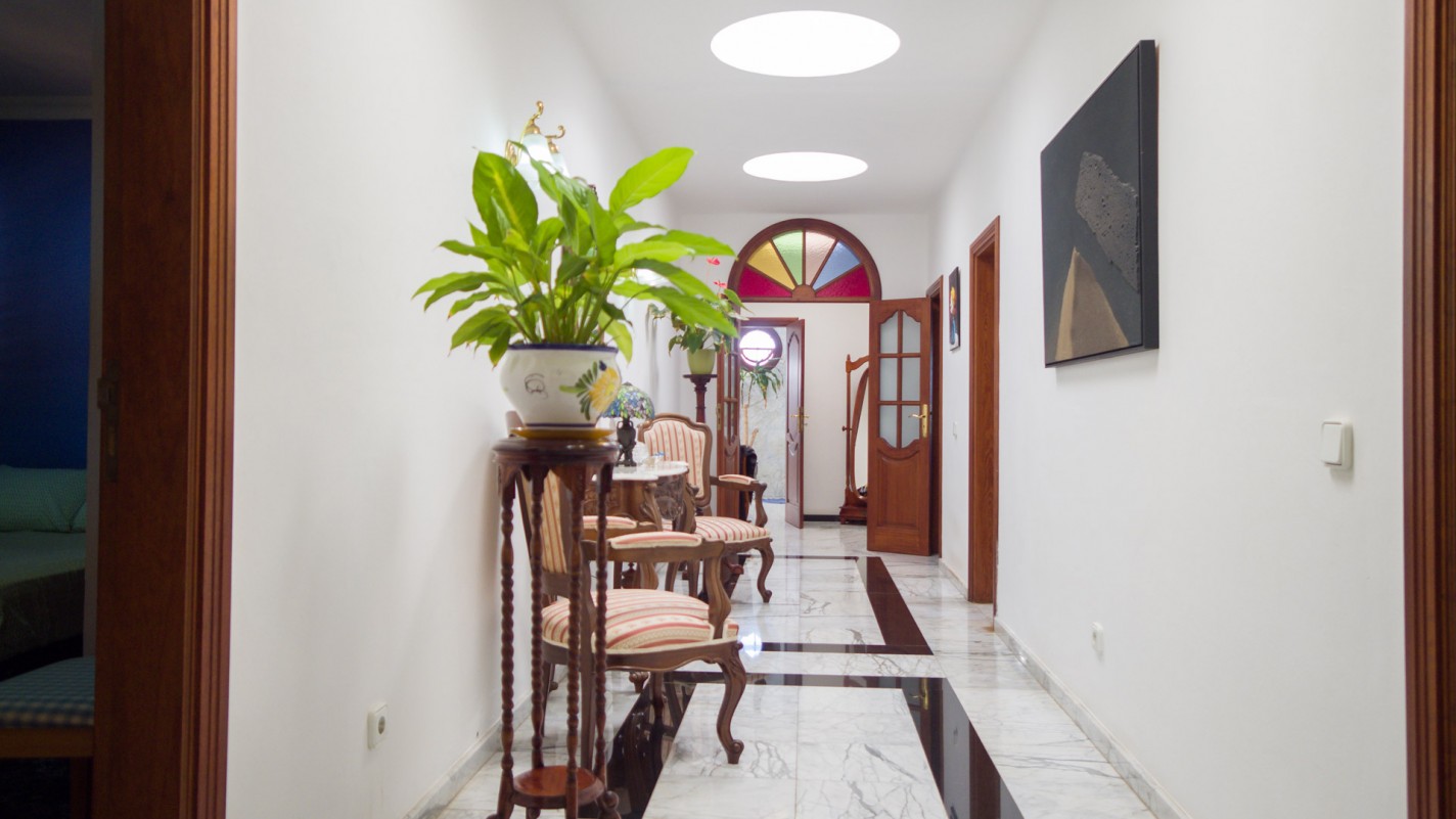 - Tías - Roper Properties