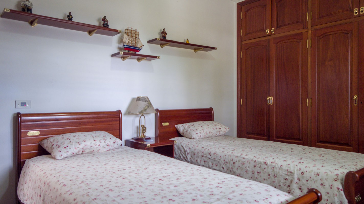 - Tías - Roper Properties