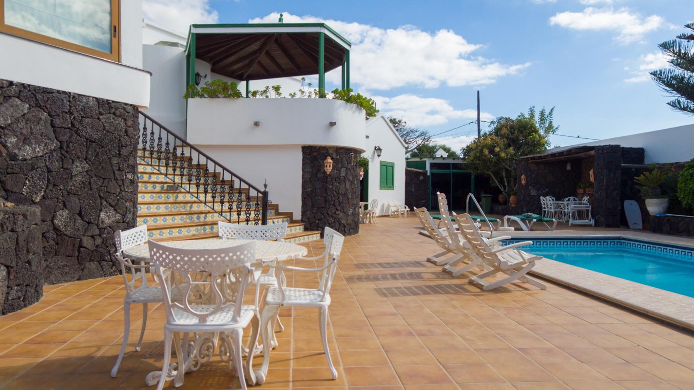 - Tías - Roper Properties