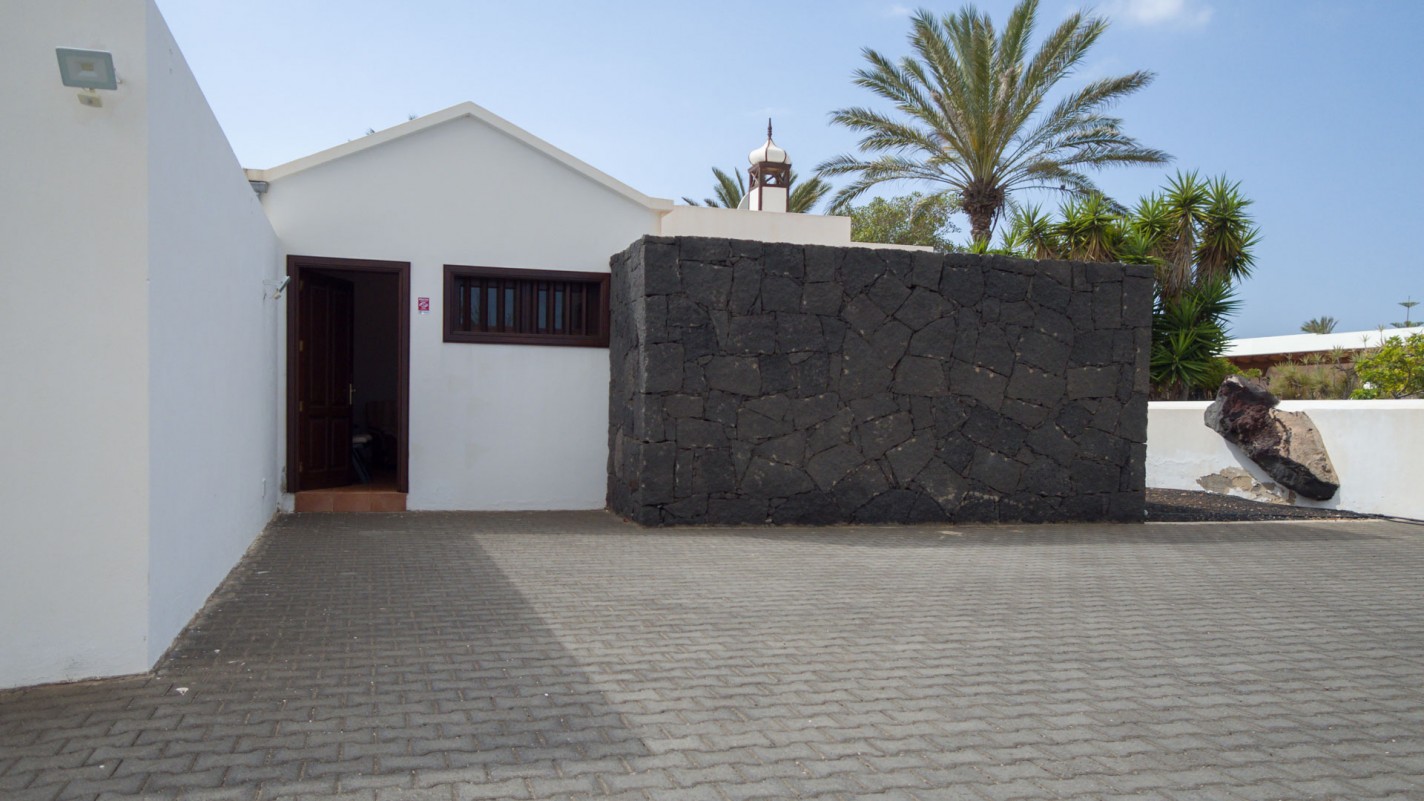 - Playa Blanca - Roper Properties