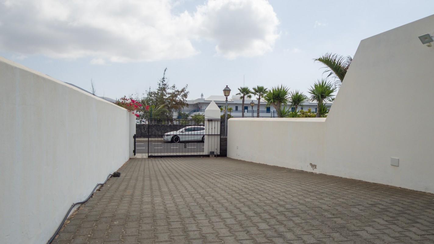 - Playa Blanca - Roper Properties
