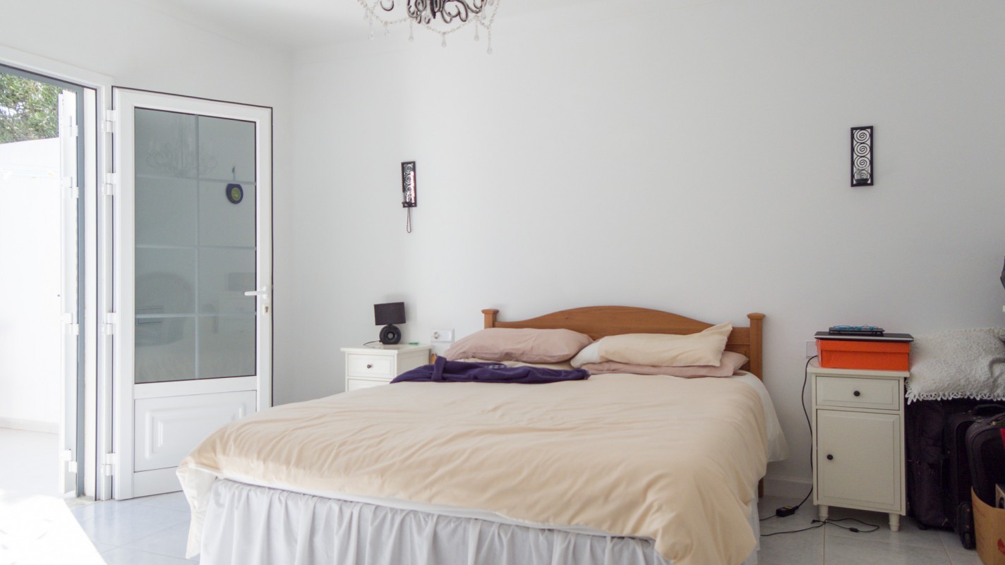 - Tías - Roper Properties