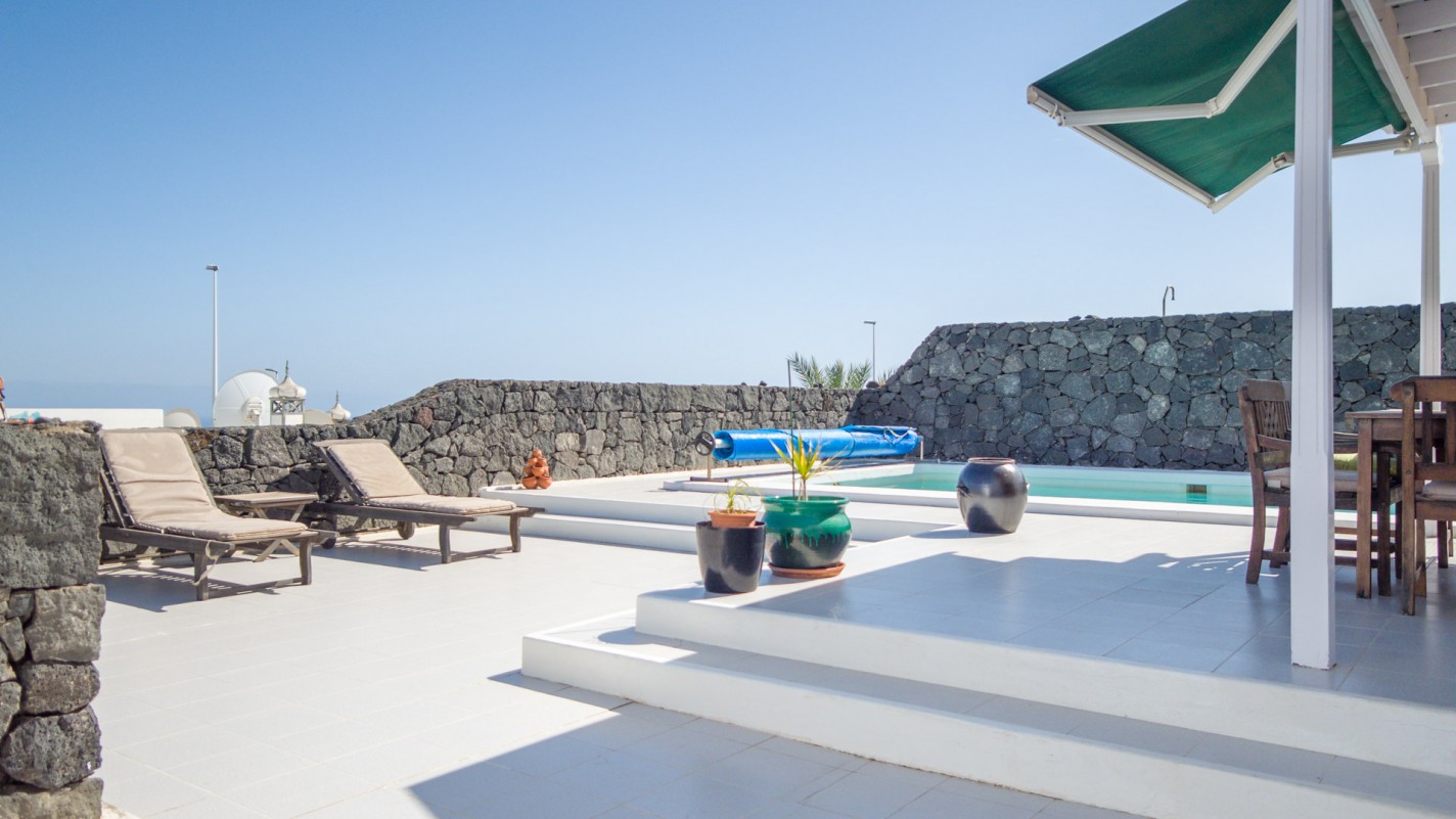 - Tías - Roper Properties