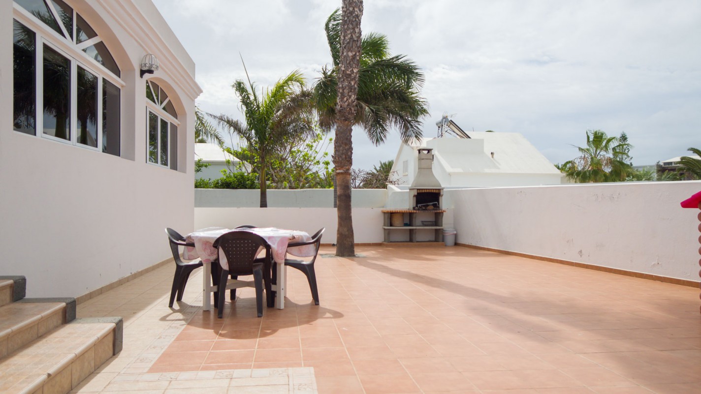 - Costa Teguise - Roper Properties