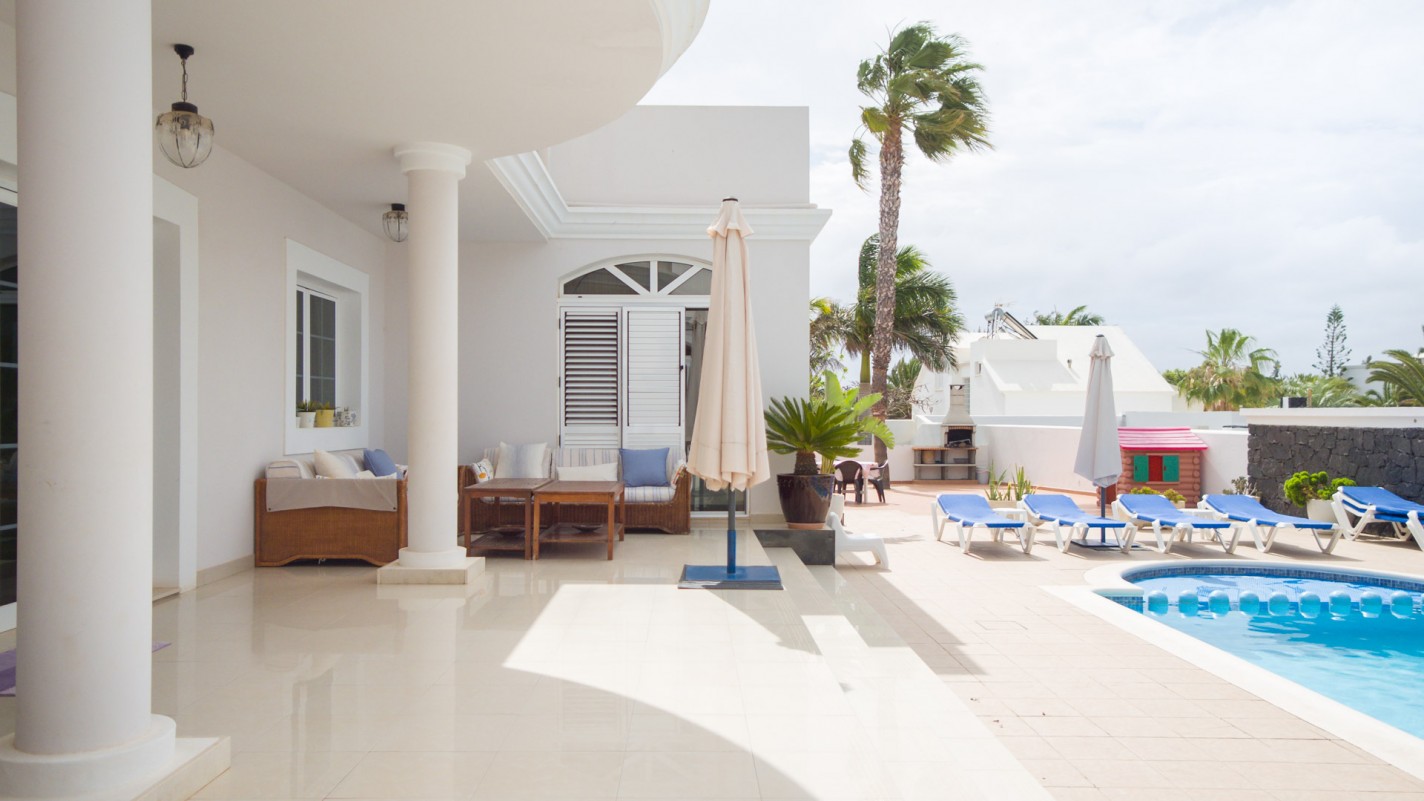 - Costa Teguise - Roper Properties
