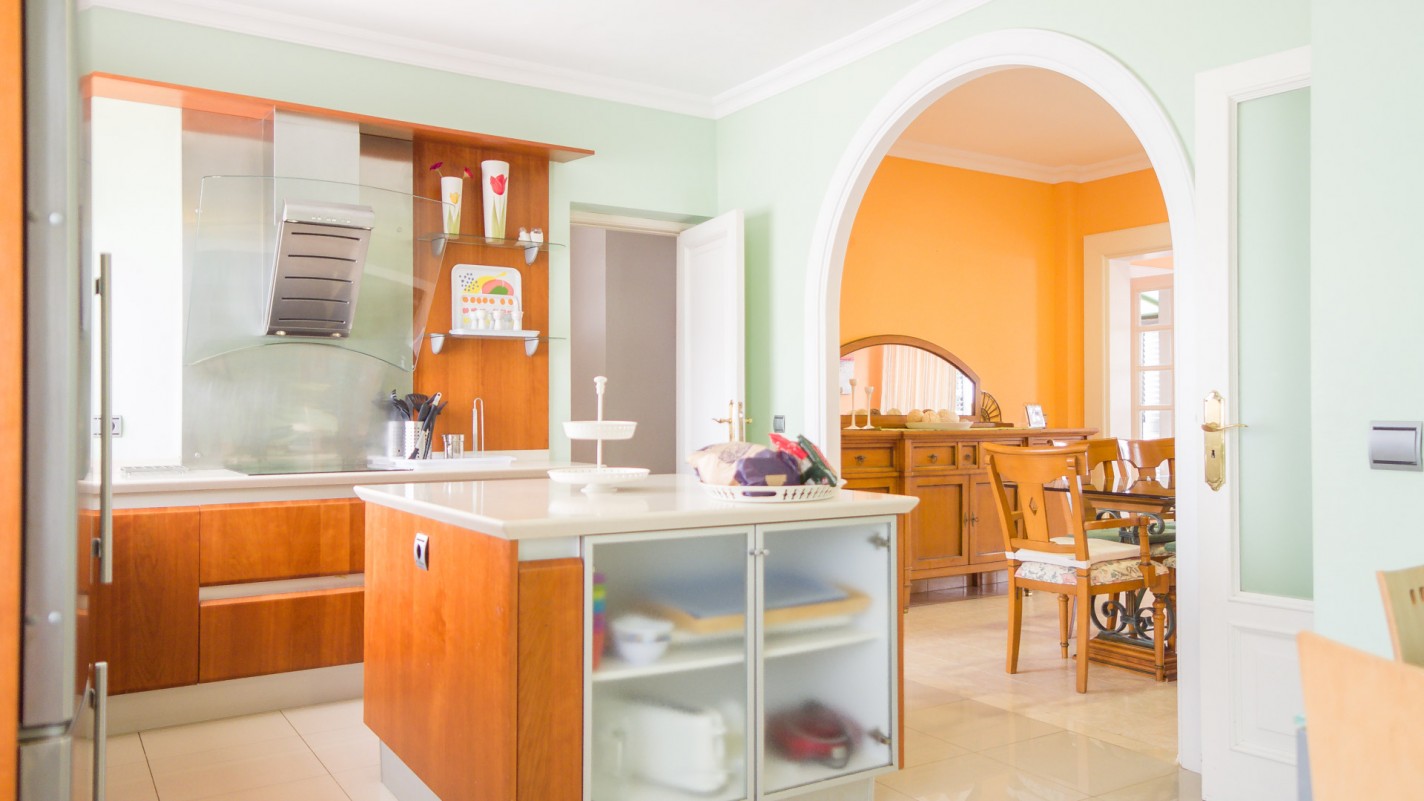 - Costa Teguise - Roper Properties