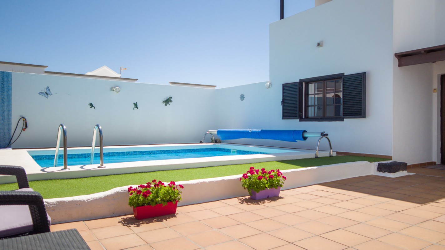 - Nazaret - Roper Properties