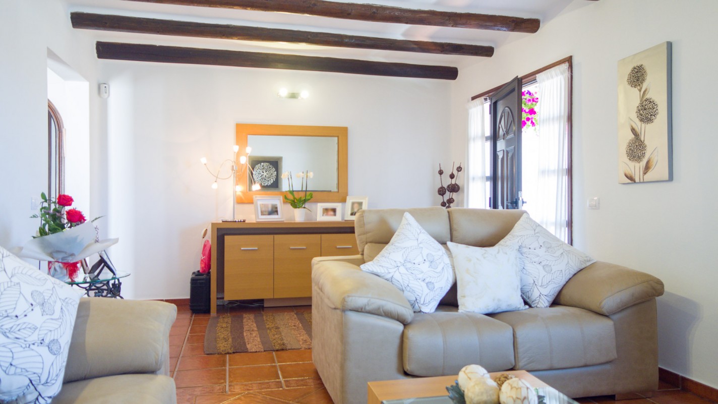 - Nazaret - Roper Properties