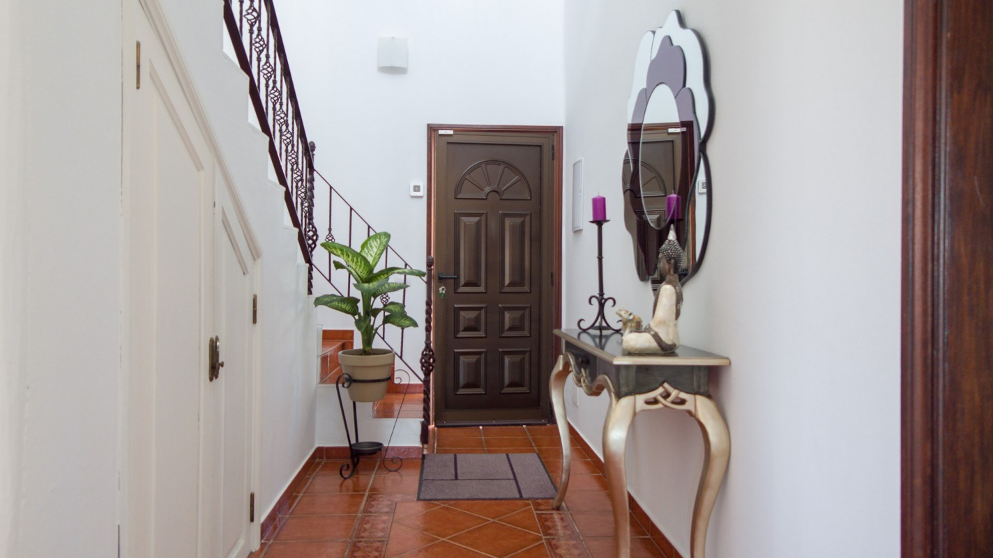 - Nazaret - Roper Properties