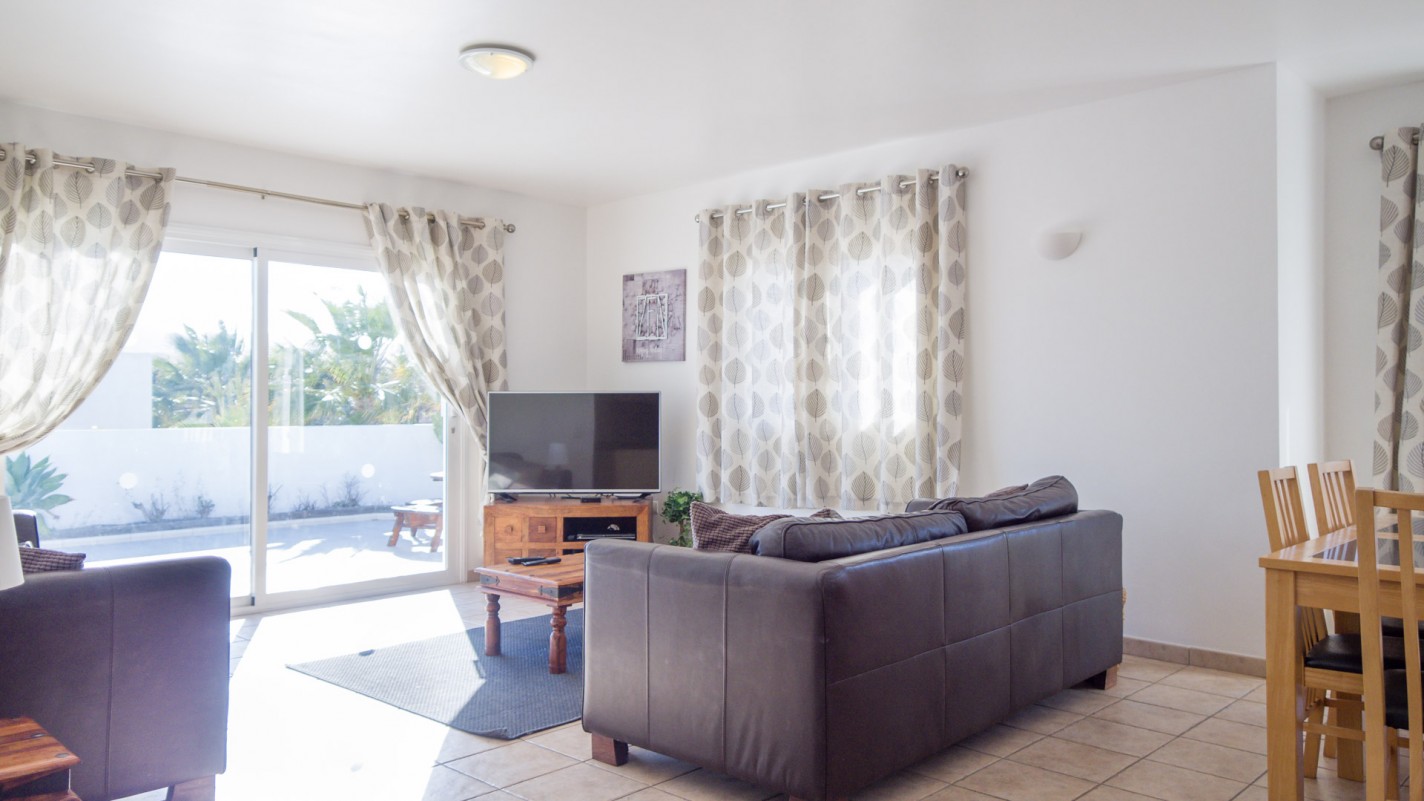 - Puerto Calero - Roper Properties