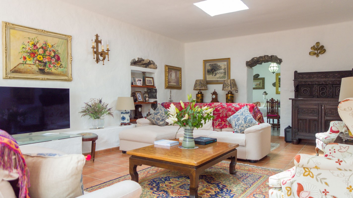 - Masdache - Roper Properties