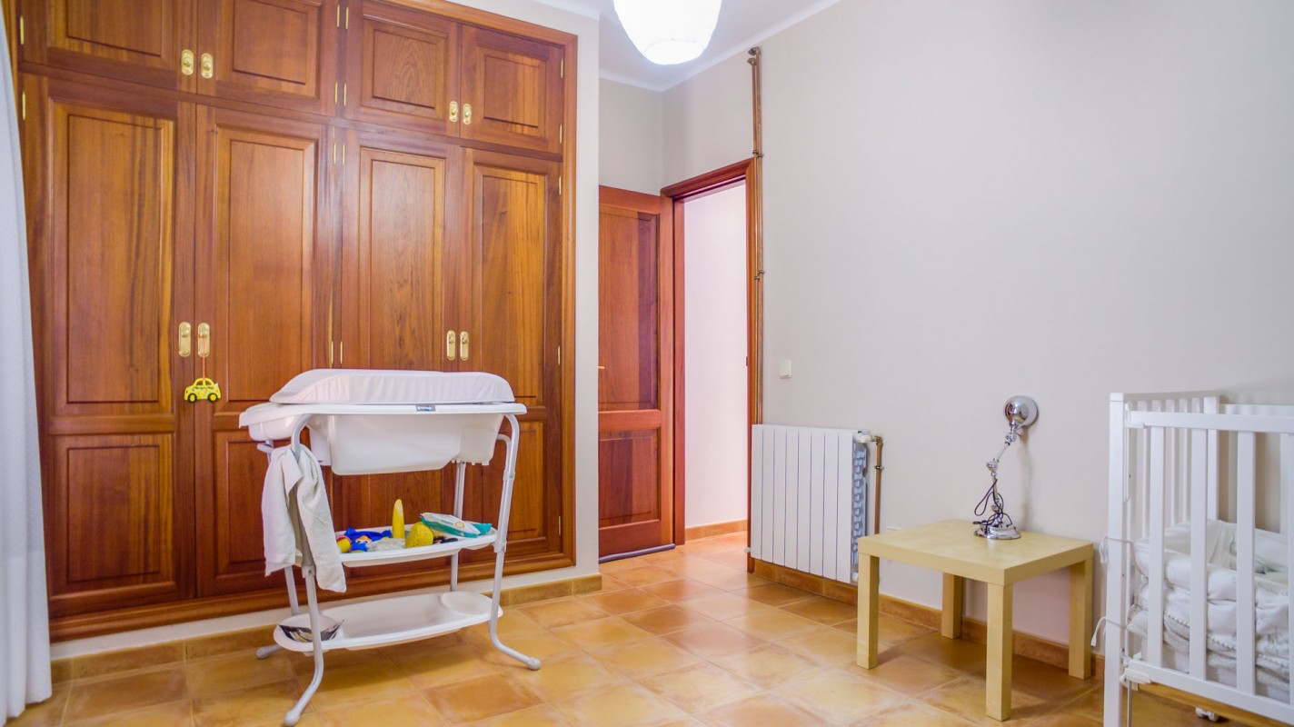 - Conil - Roper Properties