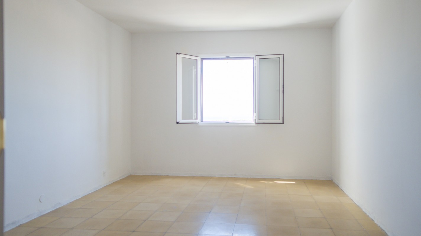 - Arrecife - Roper Properties