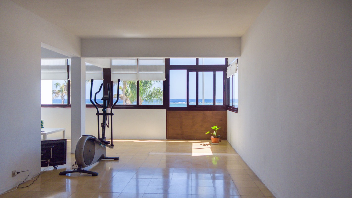 - Arrecife - Roper Properties