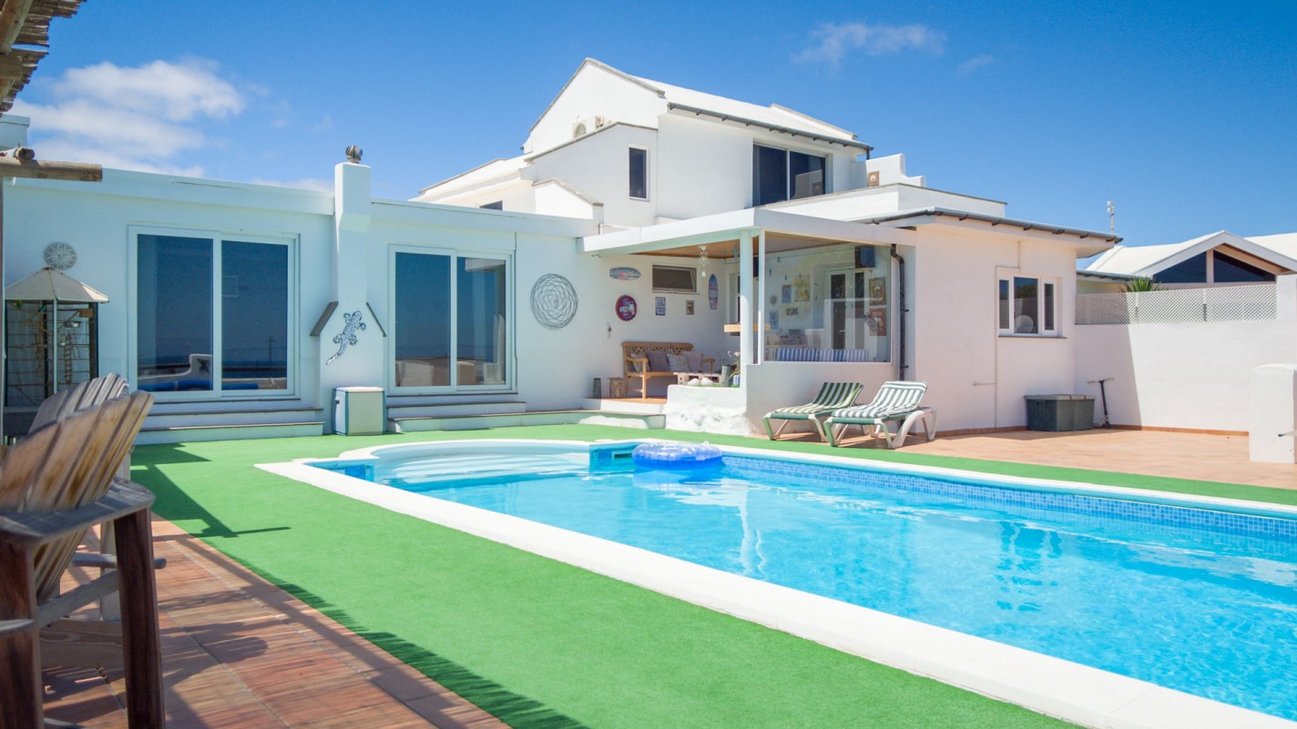 - Tías - Roper Properties