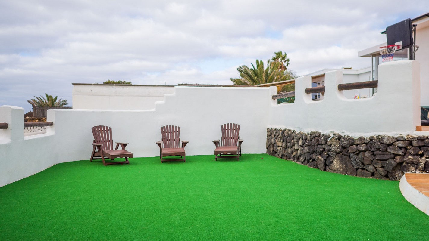 - Tías - Roper Properties