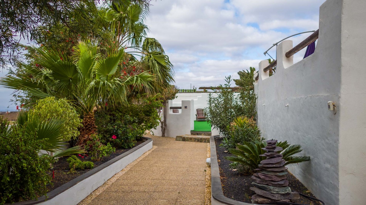 - Tías - Roper Properties