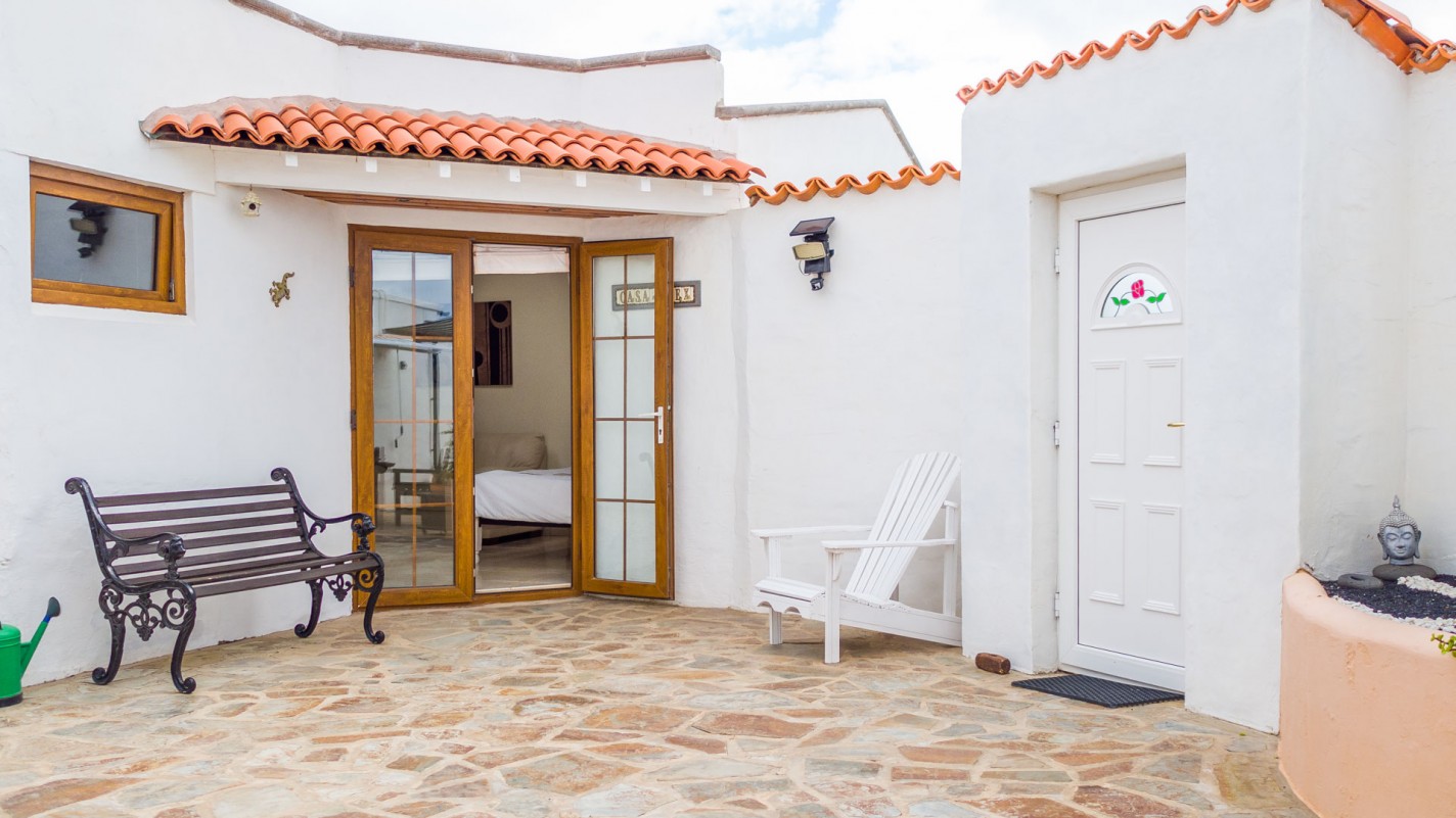 - Tías - Roper Properties