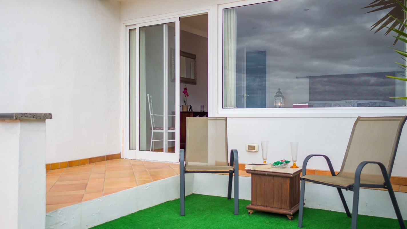 - Tías - Roper Properties