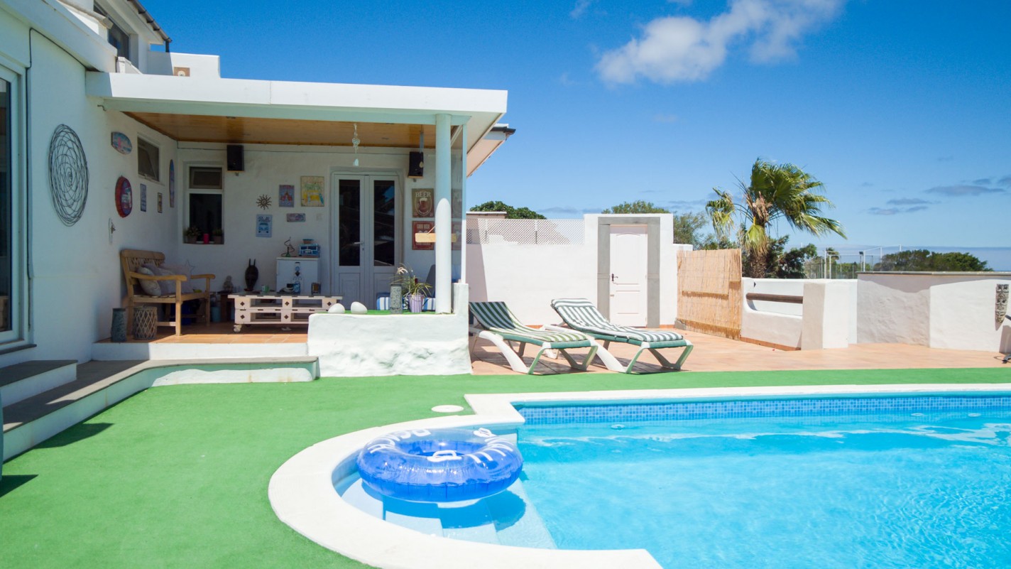 - Tías - Roper Properties