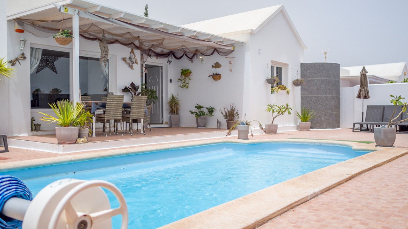 - Puerto Del Carmen - Roper Properties