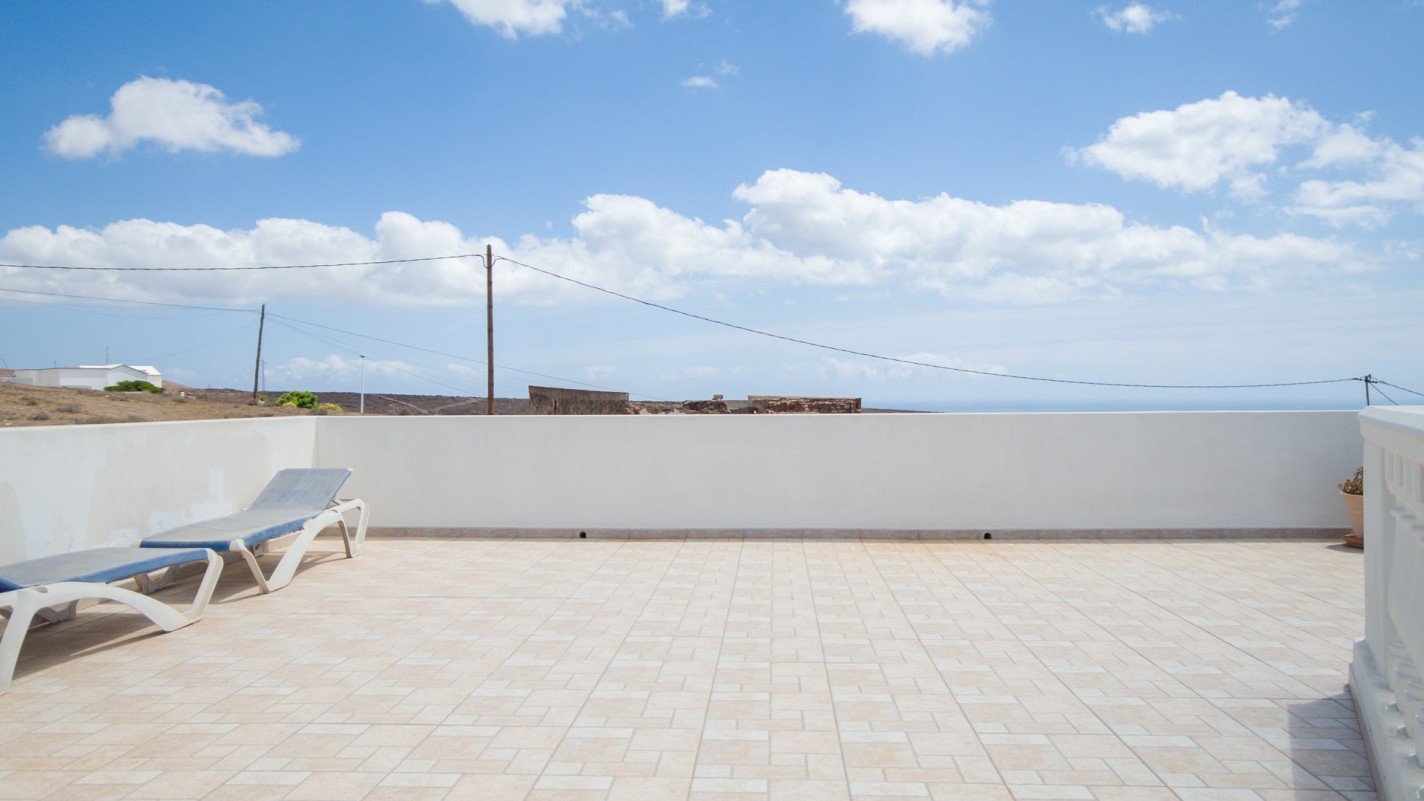- Tías - Roper Properties