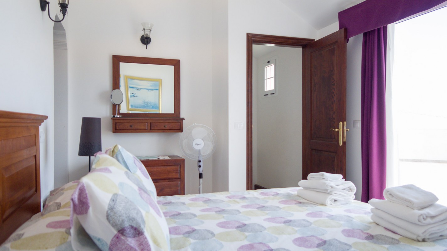 - Tías - Roper Properties