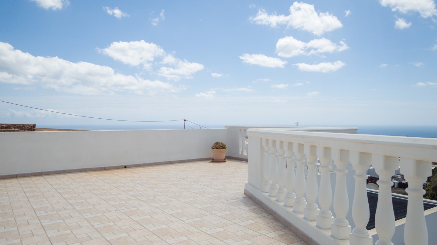 - Tías - Roper Properties