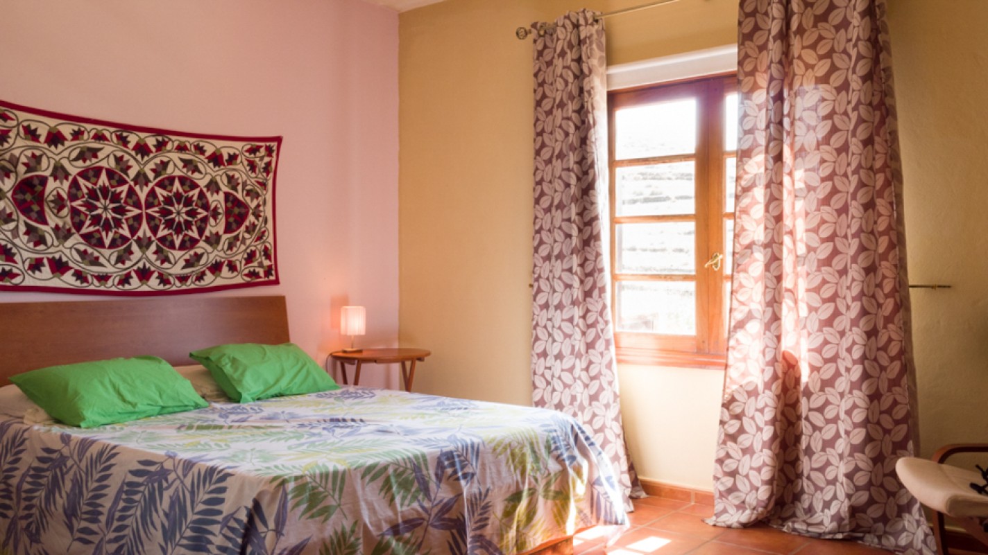 - Guatiza - Roper Properties