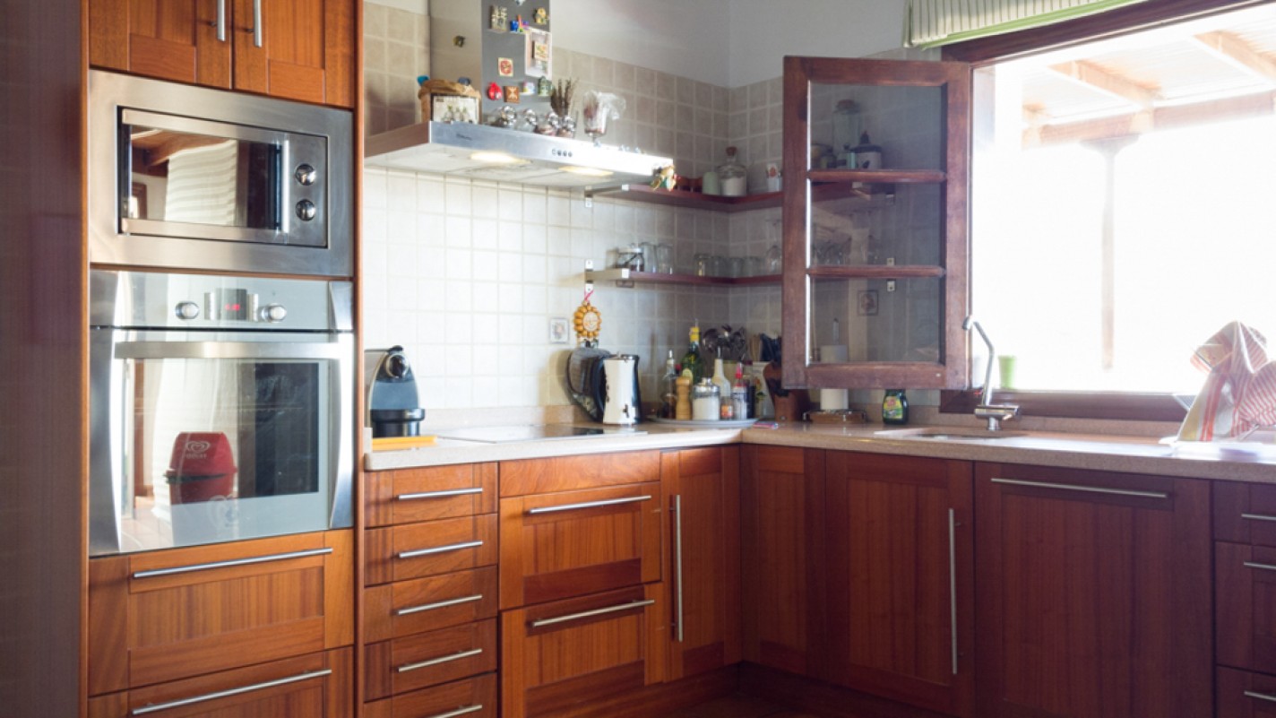 - Guatiza - Roper Properties
