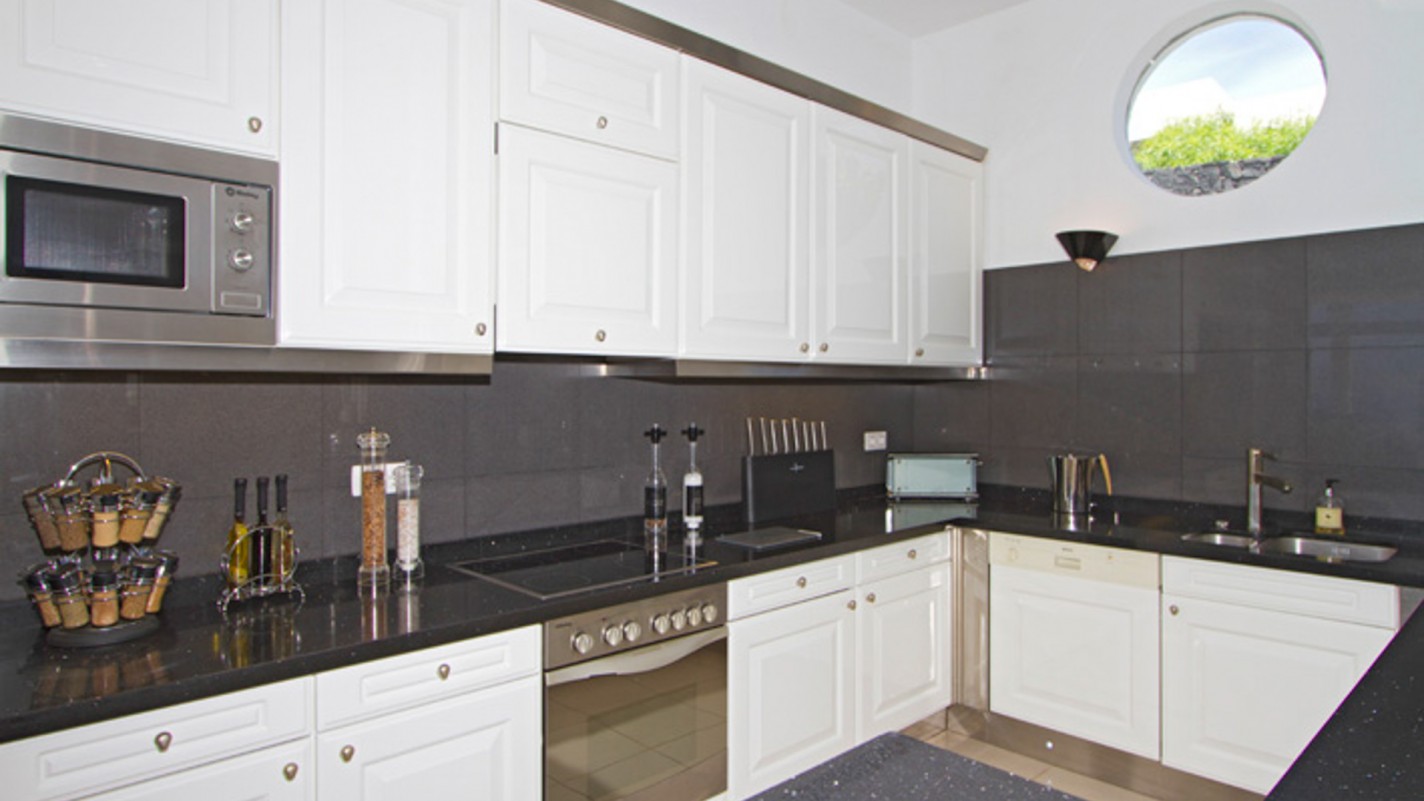 Los Riscos - Playa Blanca - Roper Properties