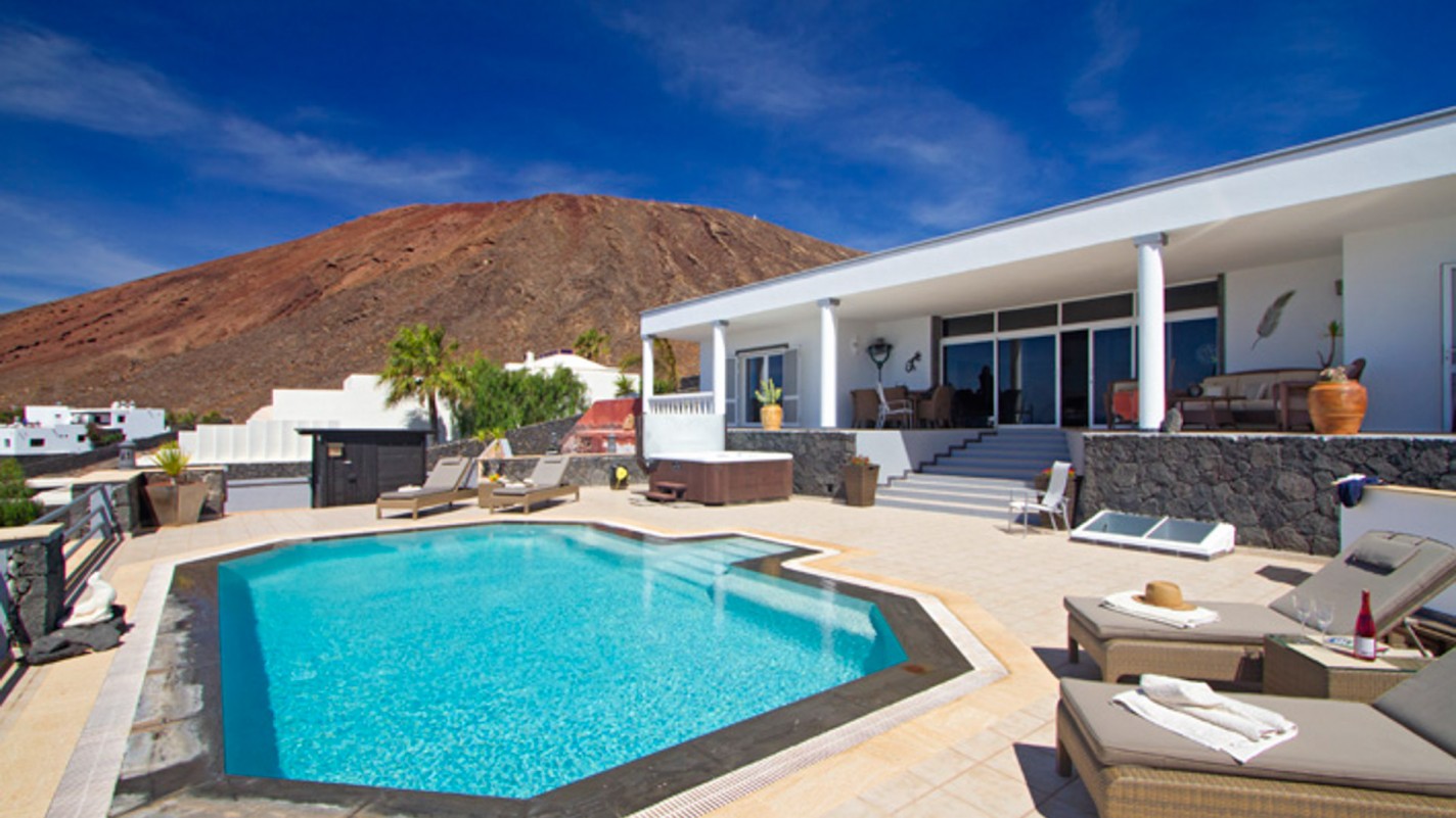 Los Riscos - Playa Blanca - Roper Properties