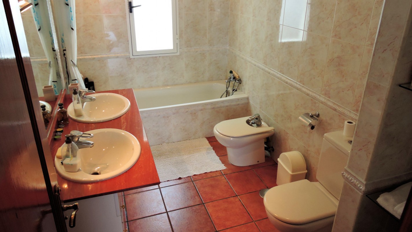 - Macher - Roper Properties
